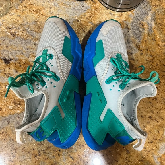 Nike Air Huarache Drift 'Barely Green' size 9 - Picture 8 of 9
